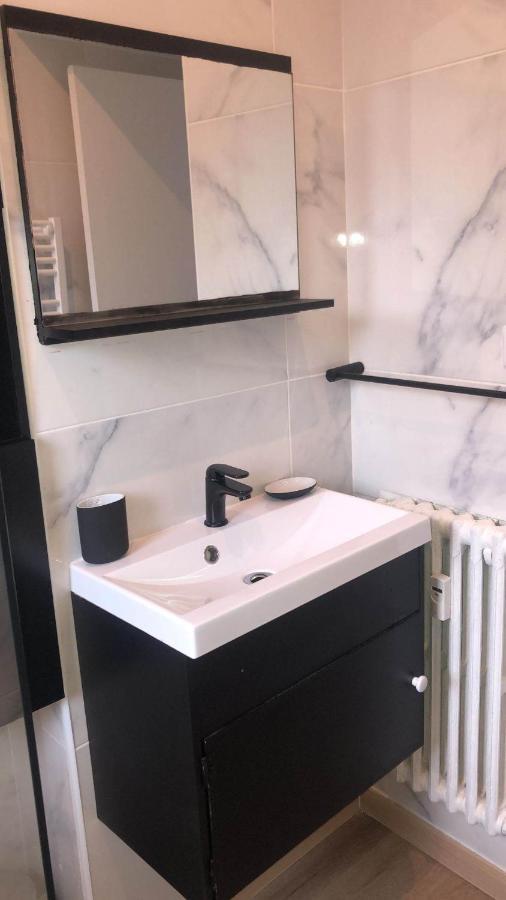 Renovated Near The Appartement